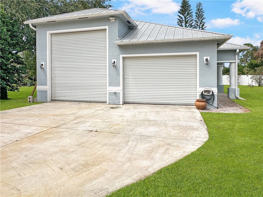 4105 Smokey Pines Court, Fort Pierce, FL 34951 Photo