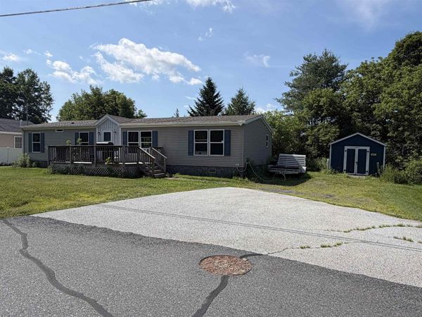 20 Daniels Drive, Barre Town, VT 05641