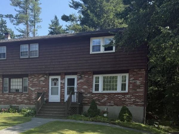 6 Auburn Street, Unit 4, Plaistow, NH 03865