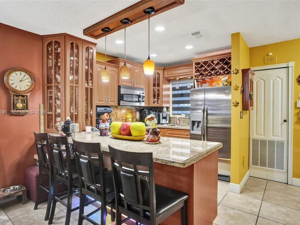 2359 W 74th St , Unit 1-104, Hialeah, FL 33016