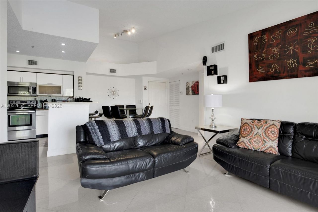 2200 E Preserve Way, Unit 304, Miramar, FL 33025 Photo