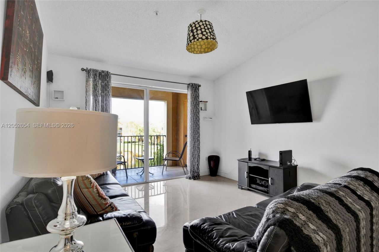 2200 E Preserve Way, Unit 304, Miramar, FL 33025 Photo