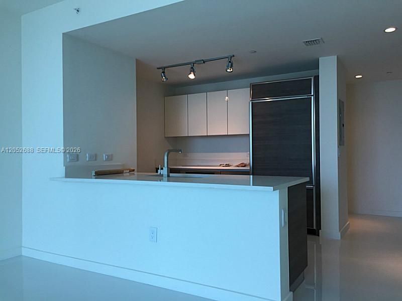 1100 S Miami Av , Unit 4103, Miami, FL 33130 Photo