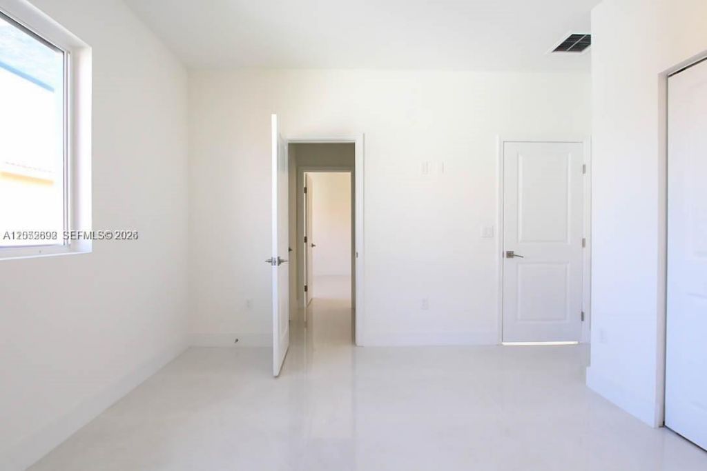 15631 SW 11th Ter, Miami, FL 33194 Photo