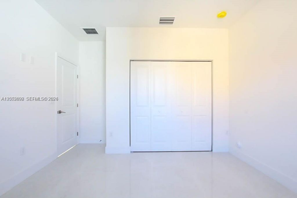 15631 SW 11th Ter, Miami, FL 33194 Photo