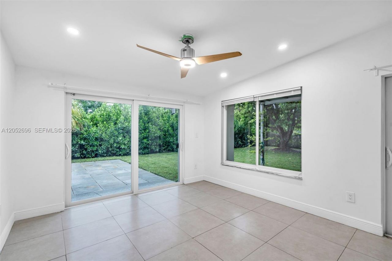 1580 NE 139th St , North Miami, FL 33161 Photo