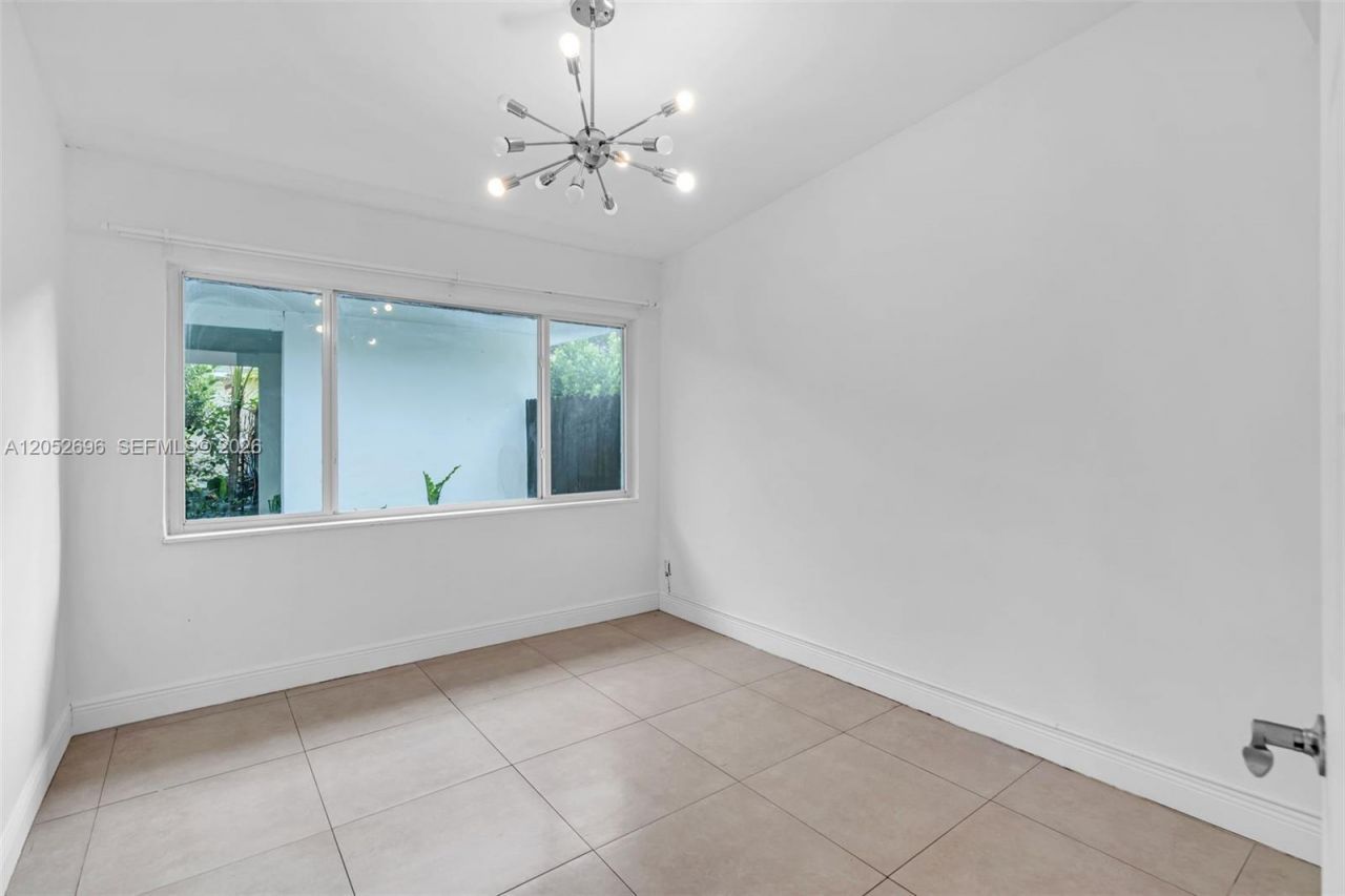 1580 NE 139th St , North Miami, FL 33161 Photo