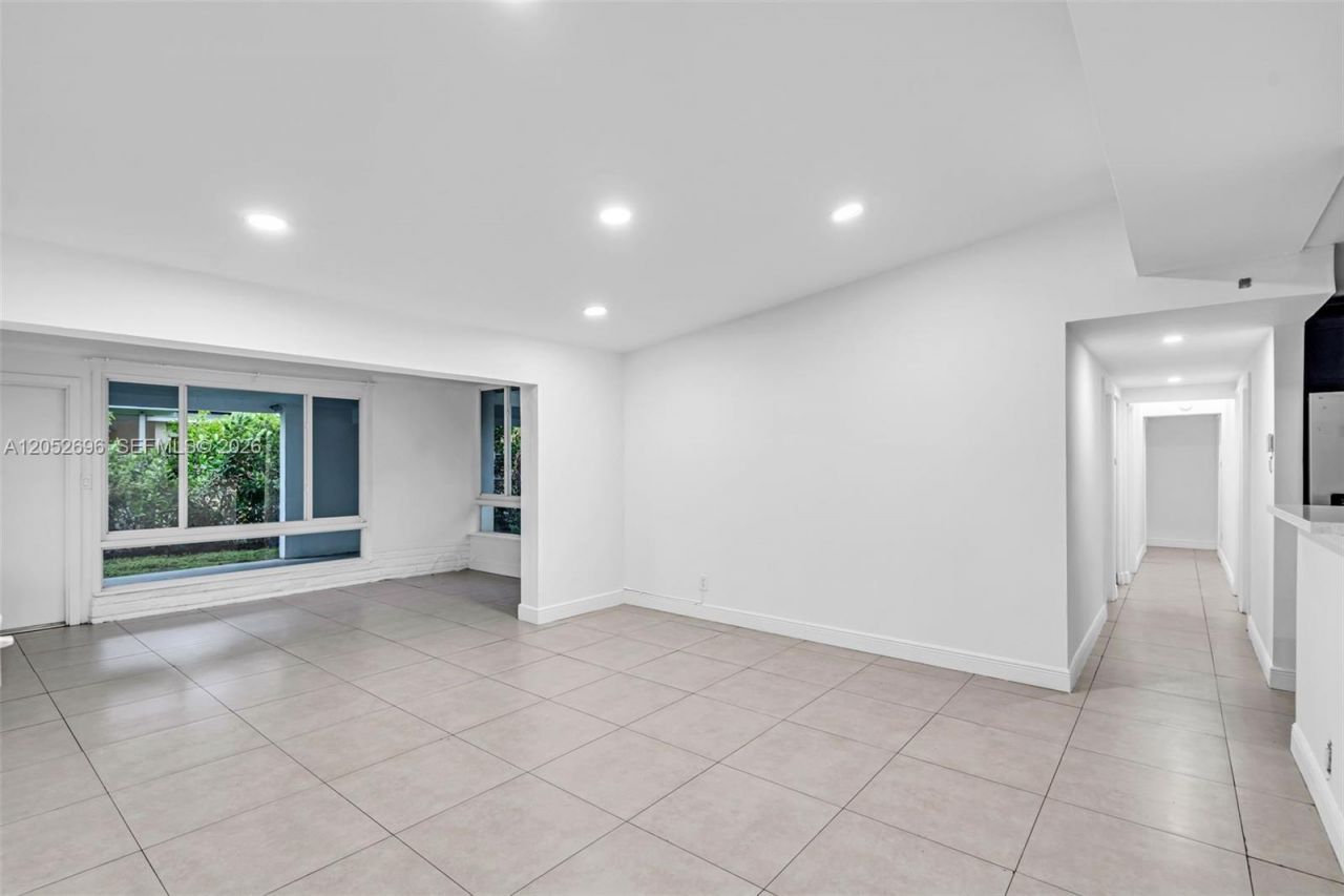 1580 NE 139th St , North Miami, FL 33161 Photo