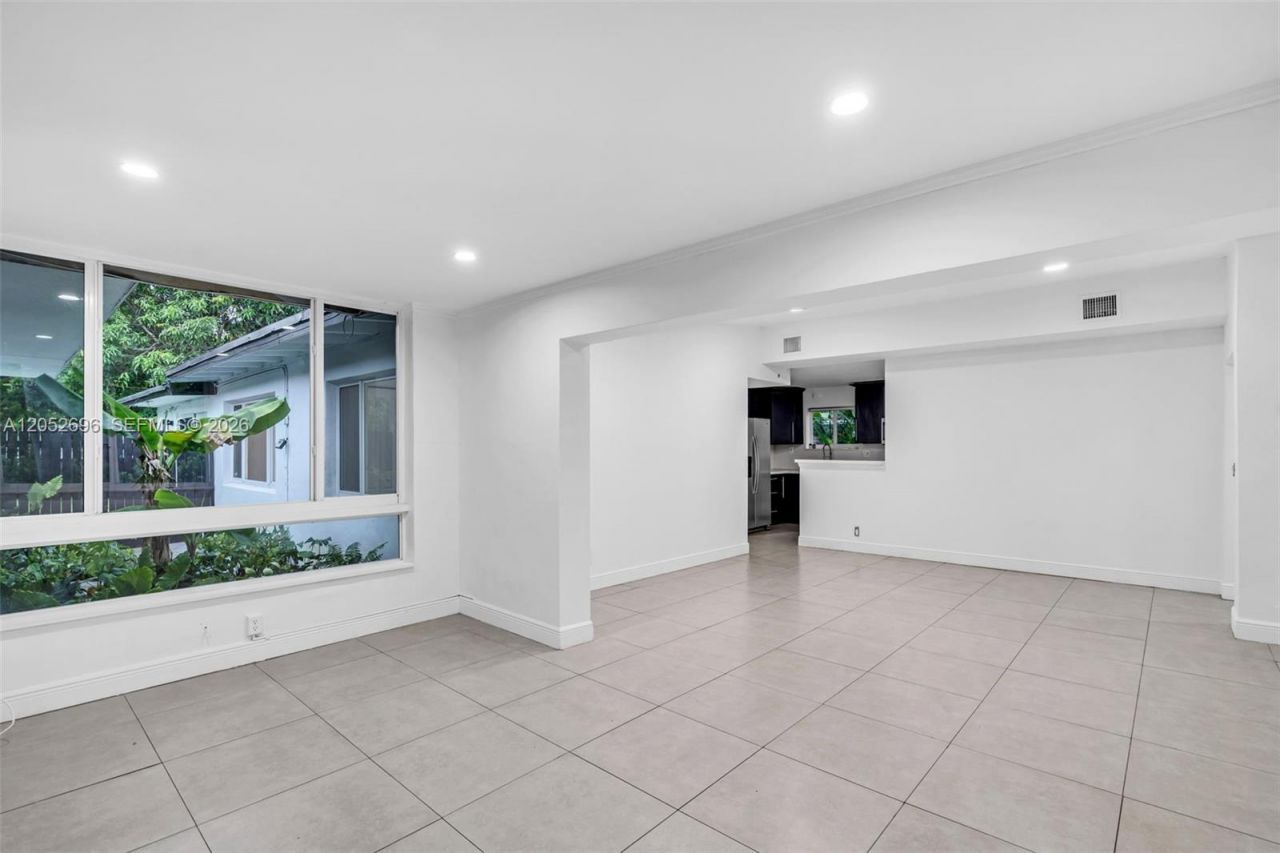 1580 NE 139th St , North Miami, FL 33161 Photo