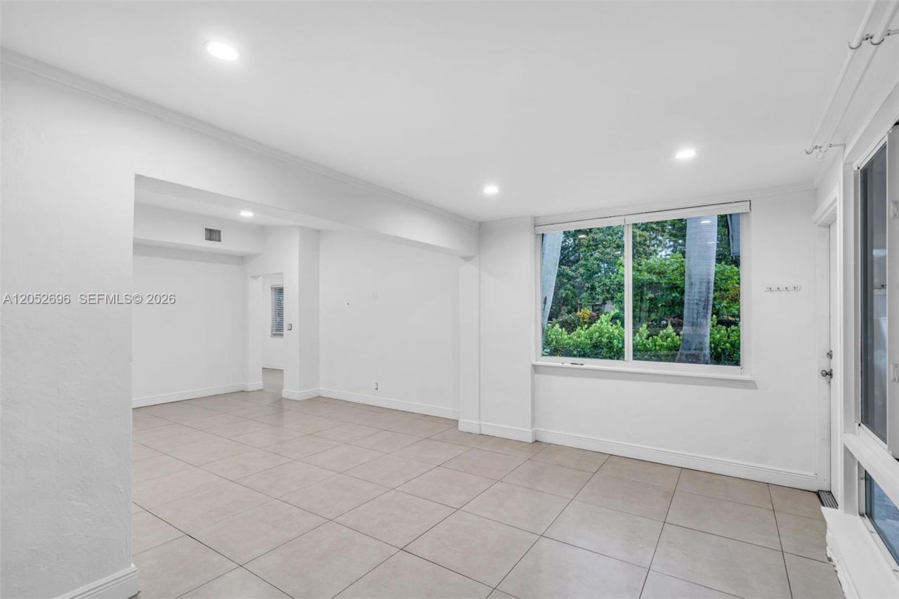 1580 NE 139th St , North Miami, FL 33161 Photo