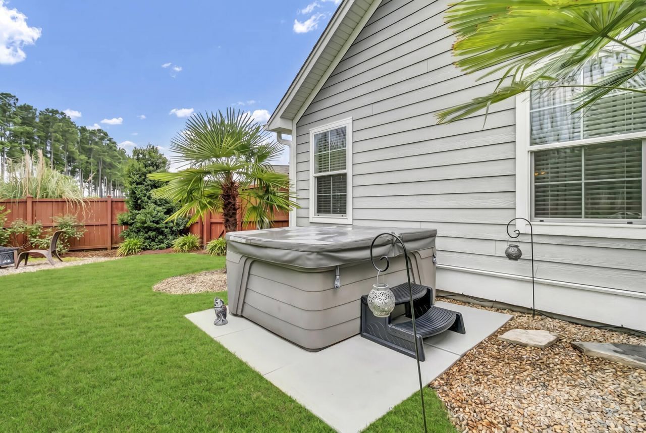 411 Whispering Breeze Lane Photo 43