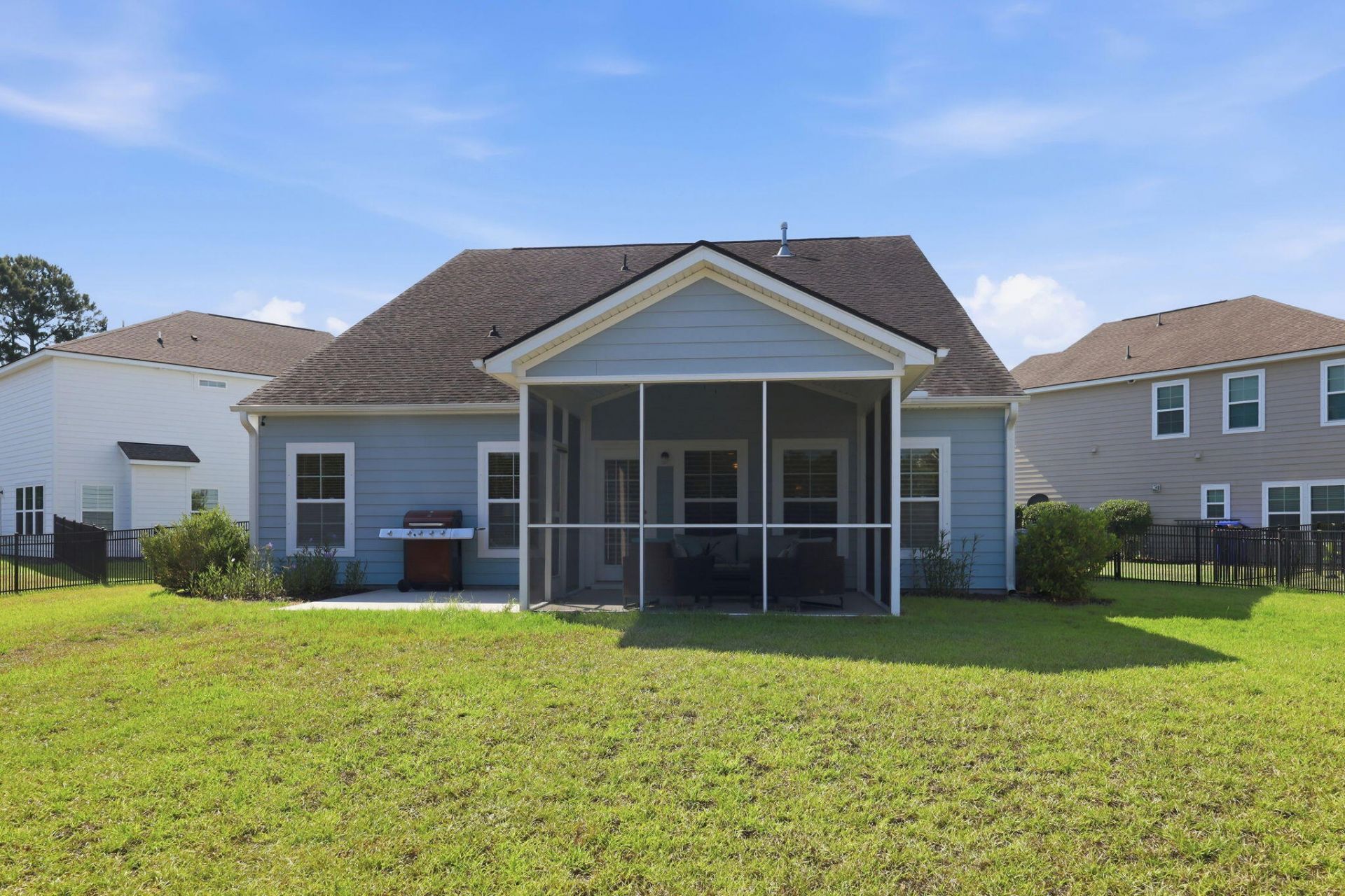 1001 Pigeon Point Photo 37