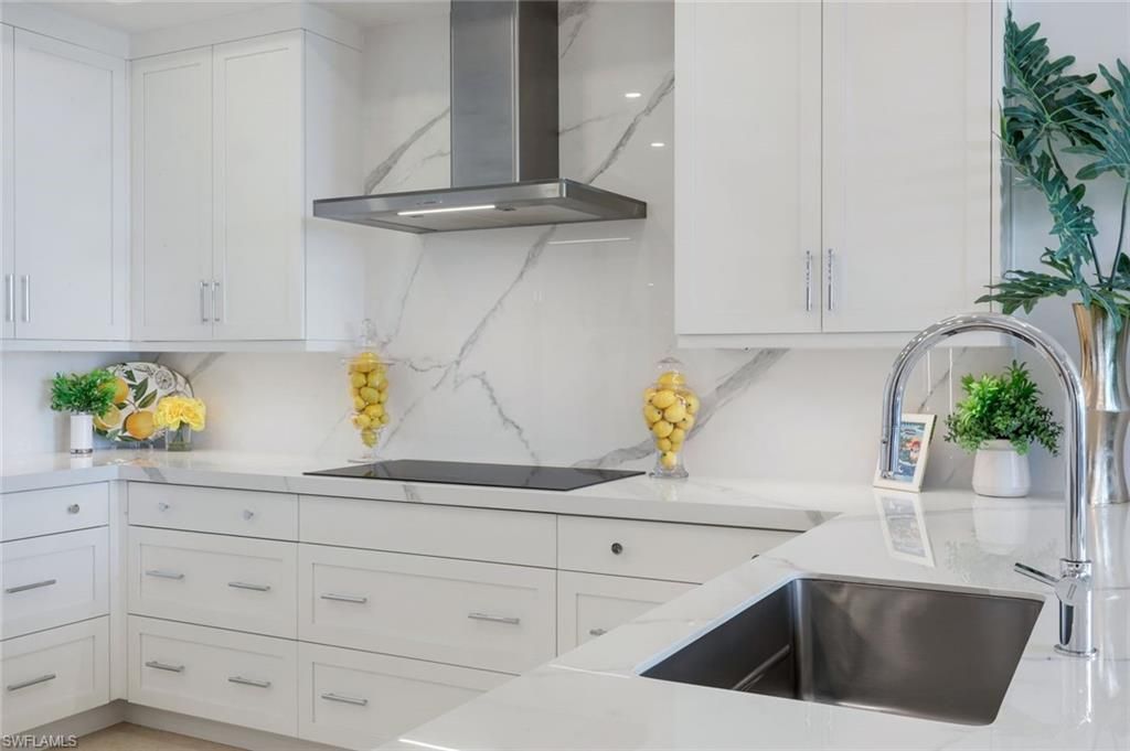 275 Indies Way, Unit 1503, Naples, FL 34110 Photo