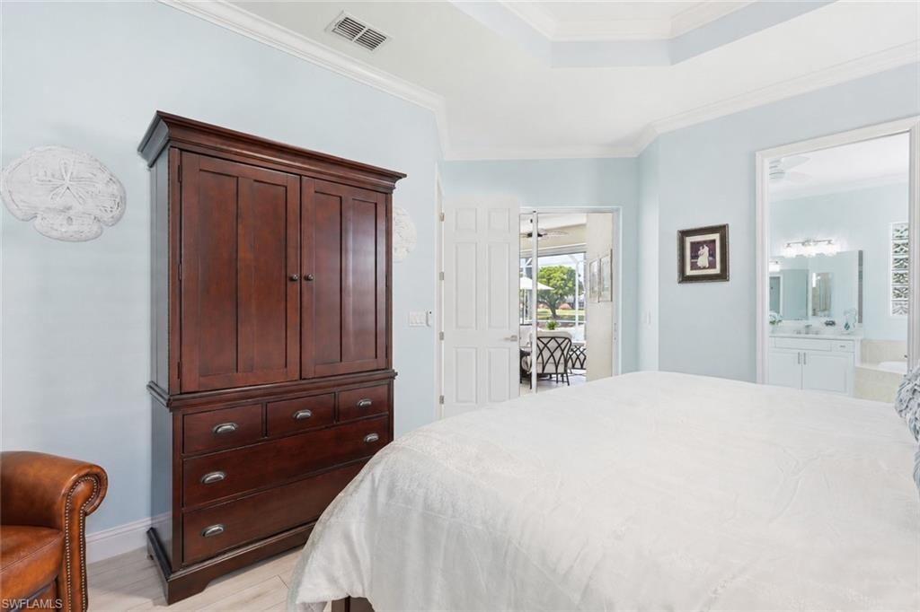 3662 Grand Cypress Dr, Naples, FL 34119 Photo