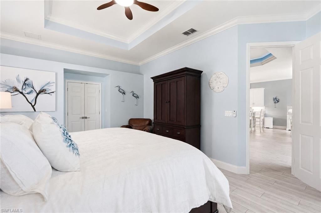 3662 Grand Cypress Dr, Naples, FL 34119 Photo
