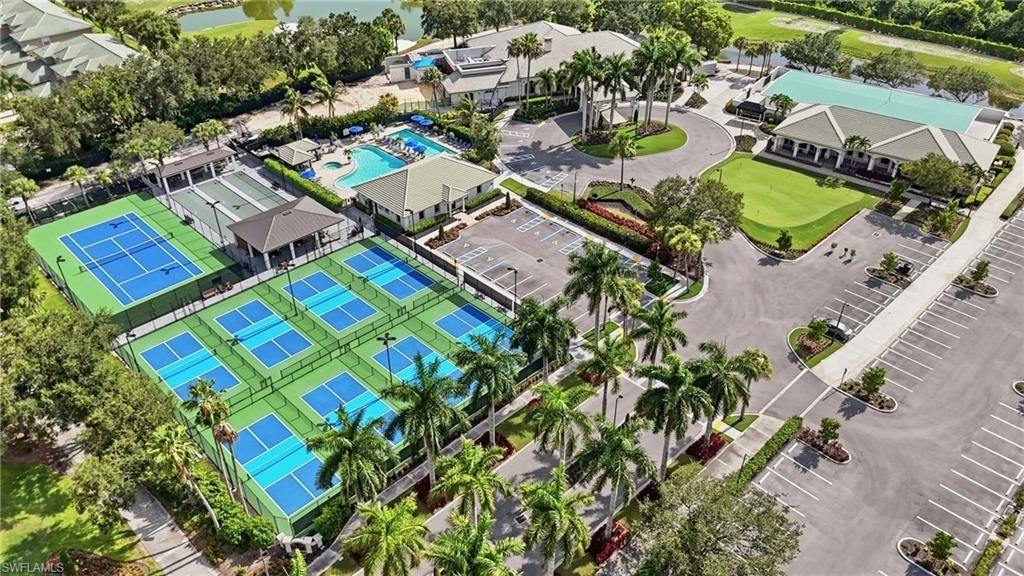 3662 Grand Cypress Dr, Naples, FL 34119 Photo