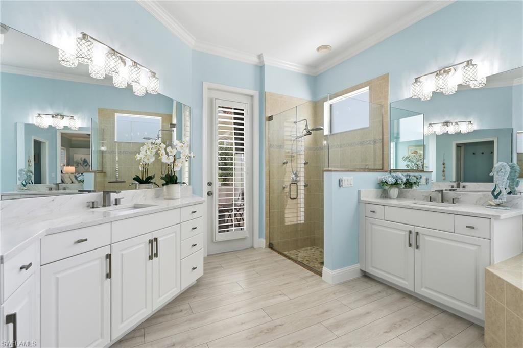 3662 Grand Cypress Dr, Naples, FL 34119 Photo