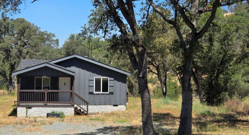 22560 Ladan Ln, Grass Valley, CA 95949 Photo