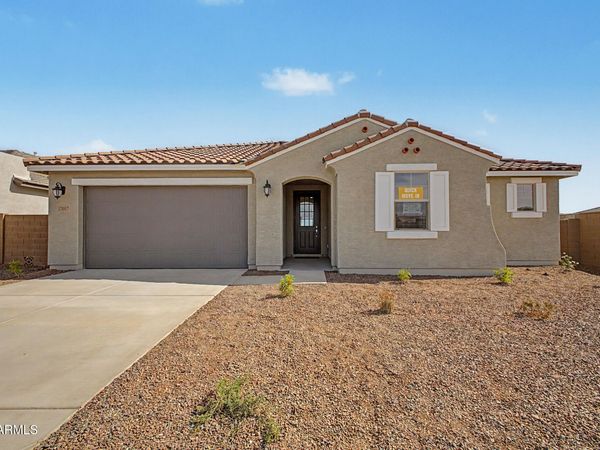 17467 W SAGUARO VISTA Drive, Surprise, AZ 85387