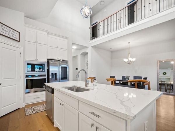 225 Lariat Trail, Waxahachie, TX 75165