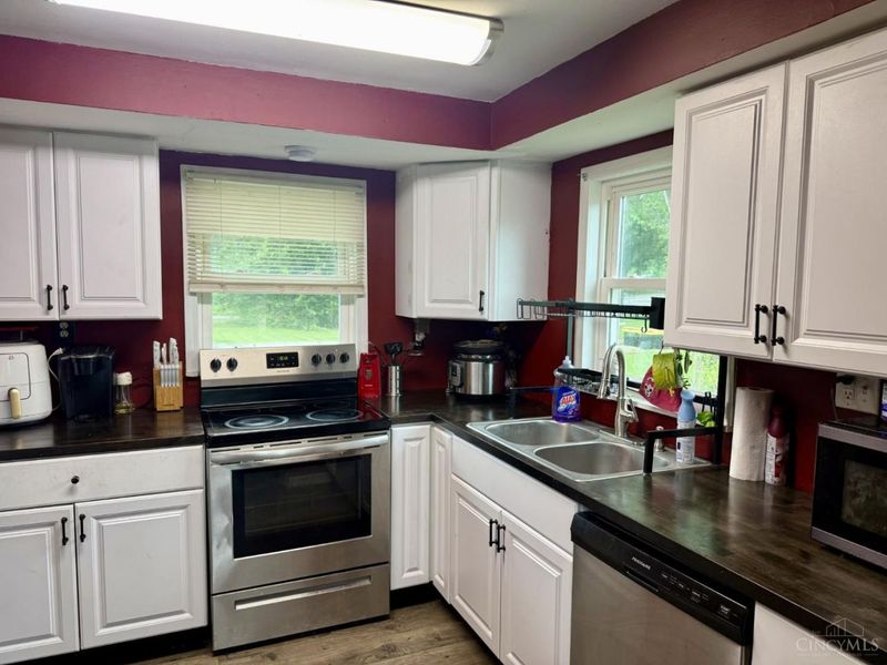 180 Cain Avenue, New Miami, OH 45011 Photo 6