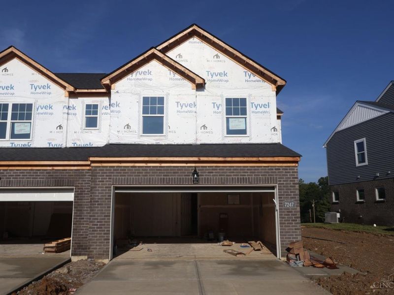 7247 Grandpoint Drive, Unit 27, West Chester, OH 45040 Photo 1