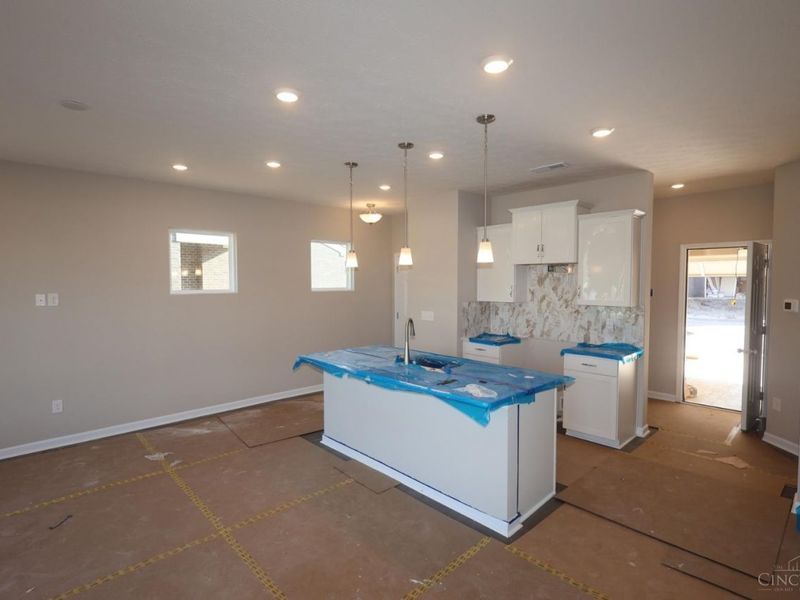 7247 Grandpoint Drive, Unit 27, West Chester, OH 45040 Photo 5