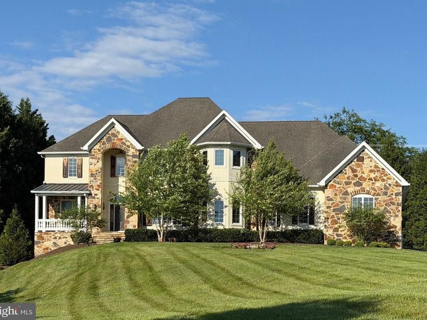 504 Pond View Lane, Hunt Valley, MD 21030 Main Photo