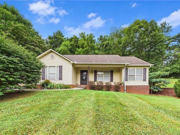 2599 Kaley Drive , Morristown, TN 37877
