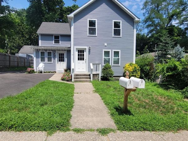 23 Tuthill Street , Unit 2nd Floor, Huntington, NY 11743