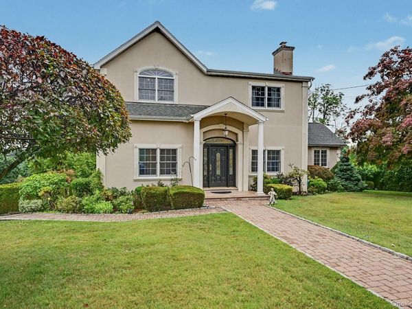 52 Francis Lane, Greenwich, CT 06831