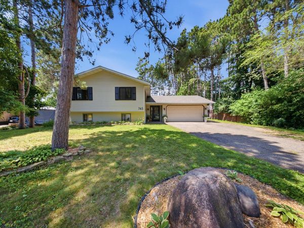 745 10th Street N, Hudson, WI 54016
