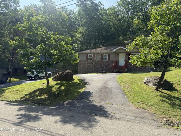 141 Buck Ridge Drive, Drums, PA 18222