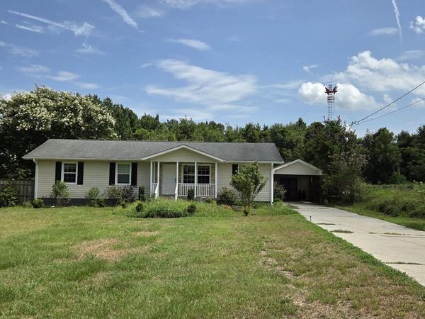 151 Lem Brown Road, Chinquapin, NC 28521