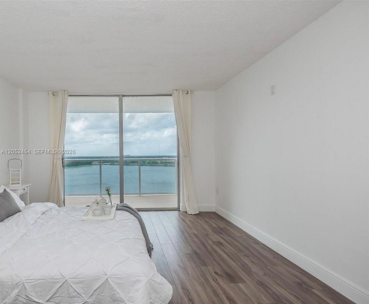 1301 NE Miami Gardens Dr , Unit 1522W, Miami, FL 33179 Photo