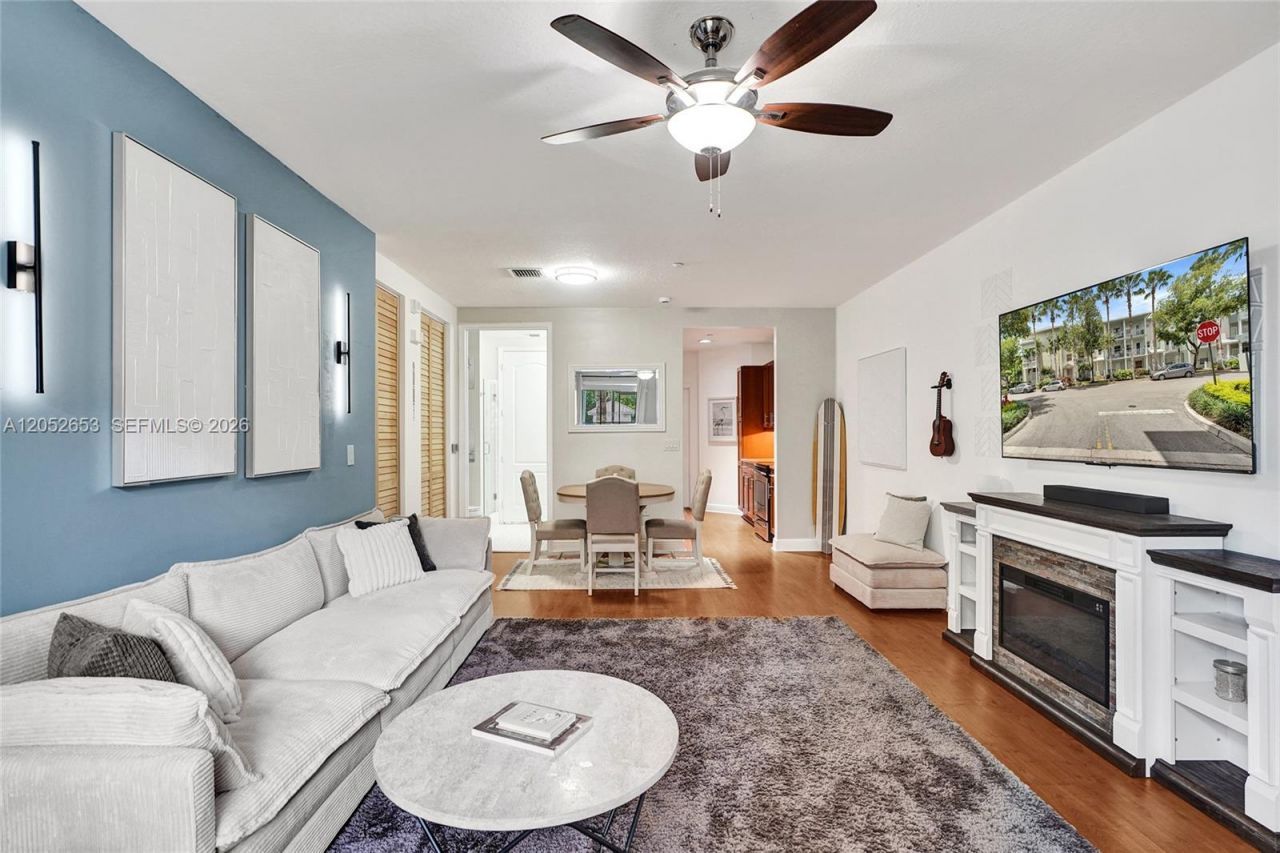 417 SW 13th Ter, Unit 417, Fort Lauderdale, FL 33312 Photo