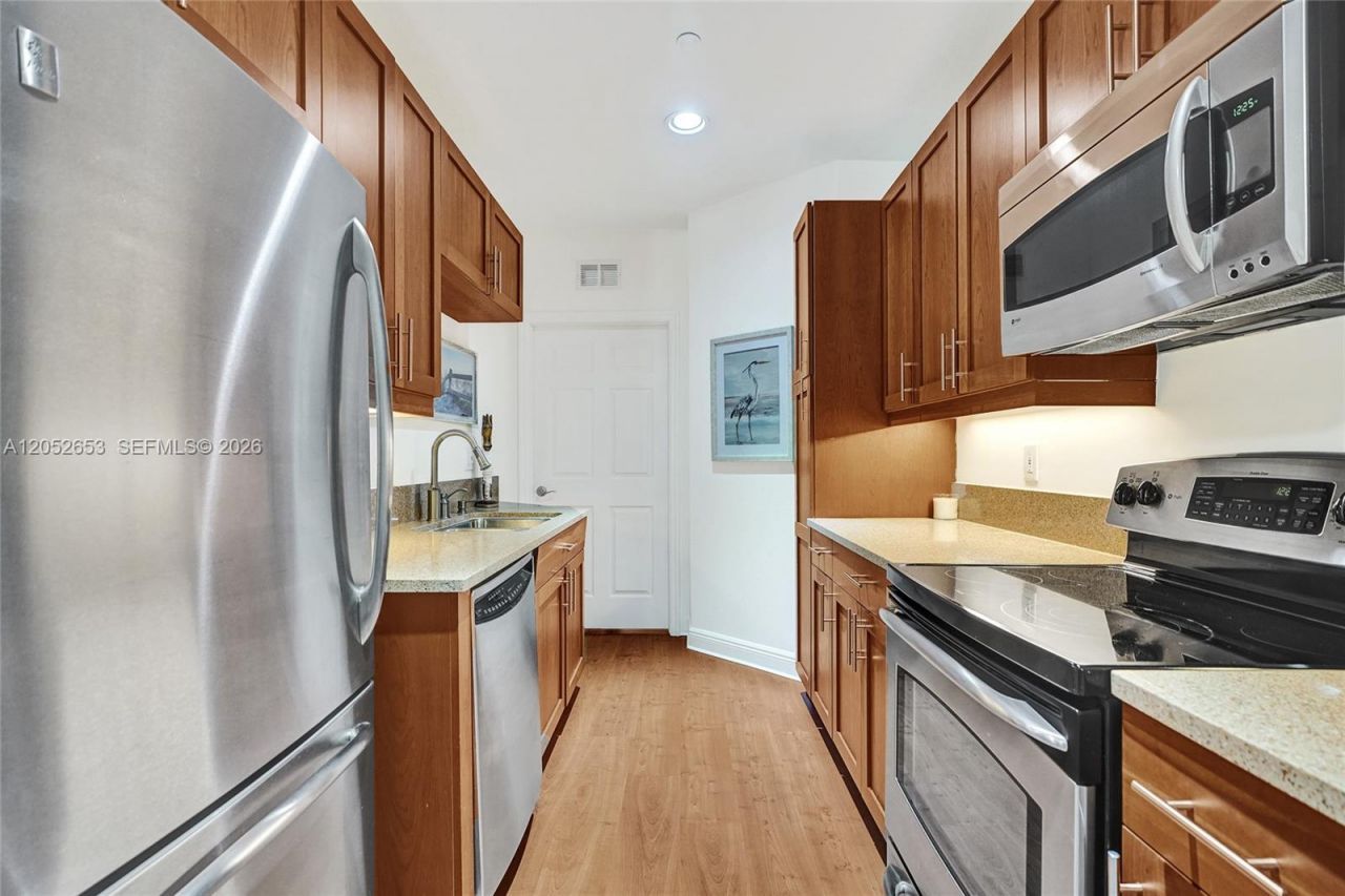 417 SW 13th Ter, Unit 417, Fort Lauderdale, FL 33312 Photo