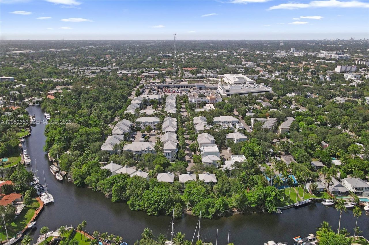 417 SW 13th Ter, Unit 417, Fort Lauderdale, FL 33312 Photo