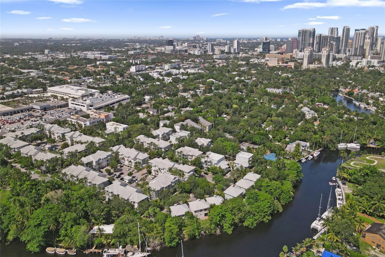 417 SW 13th Ter, Unit 417, Fort Lauderdale, FL 33312 Photo