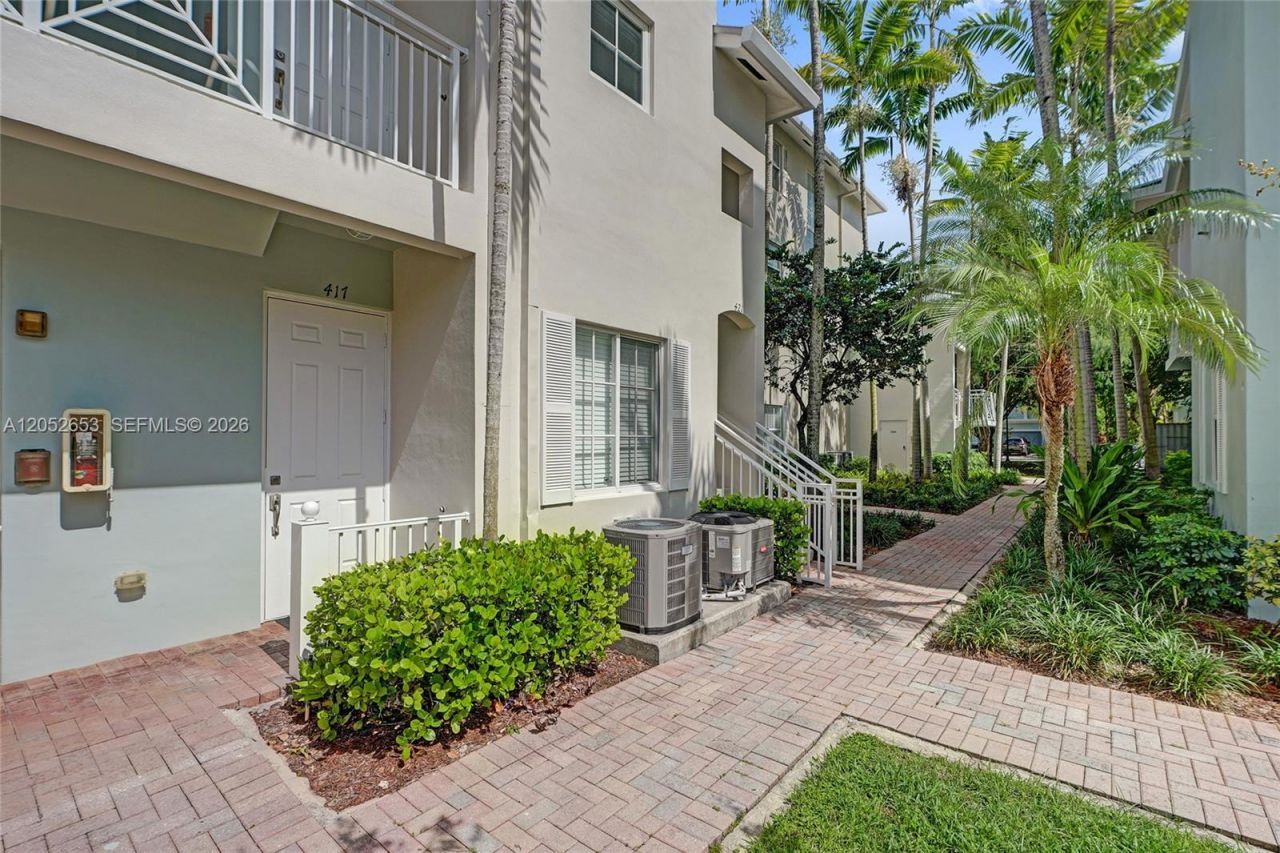 417 SW 13th Ter, Unit 417, Fort Lauderdale, FL 33312 Photo