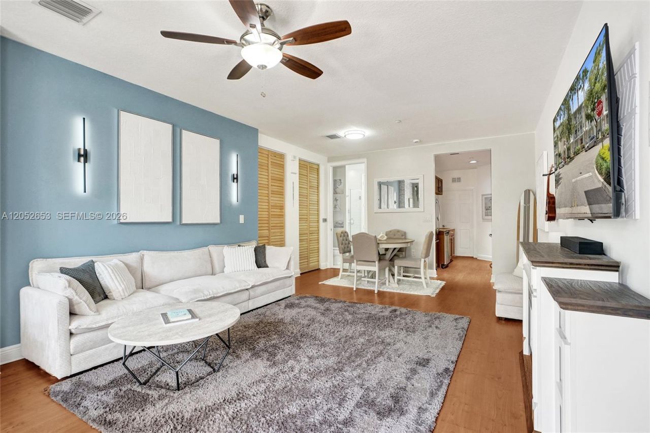 417 SW 13th Ter, Unit 417, Fort Lauderdale, FL 33312 Photo
