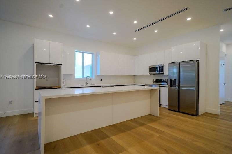 112 NW 24th Ct , Miami, FL 33125 Photo