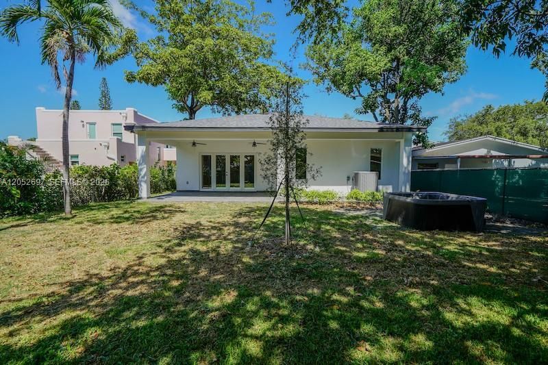 112 NW 24th Ct , Miami, FL 33125 Photo