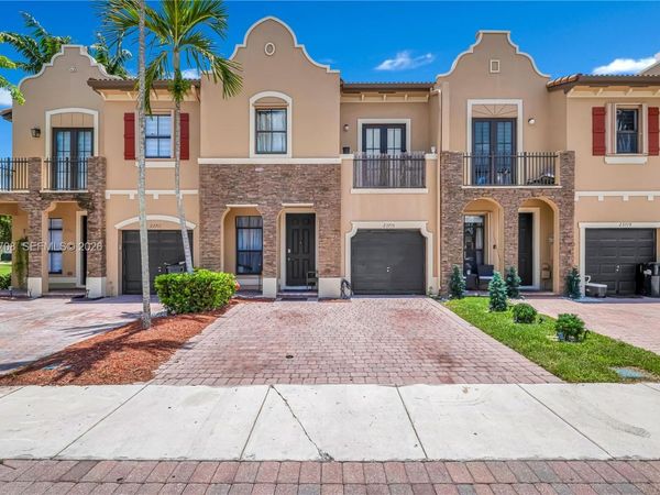 23715 SW 114th Pl , Homestead, FL 33032