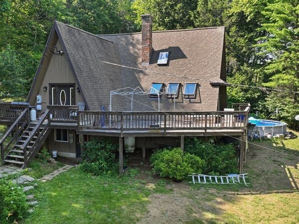 143 River Rd, Middlefield, MA 01050