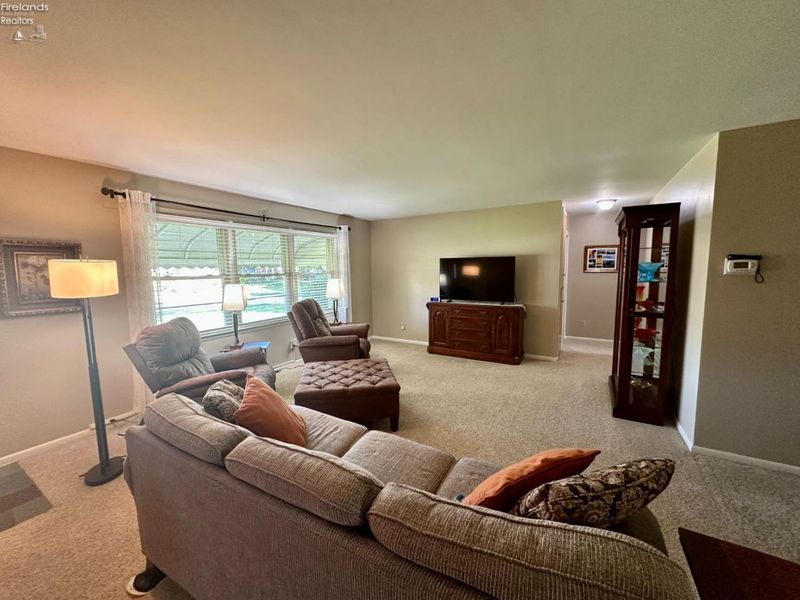 8 Lincoln Road, Tiffin, OH 44883 Photo 4
