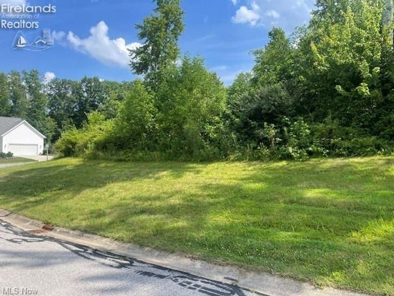22 Foxwood Circle, Wakeman, OH 44889 Photo 6