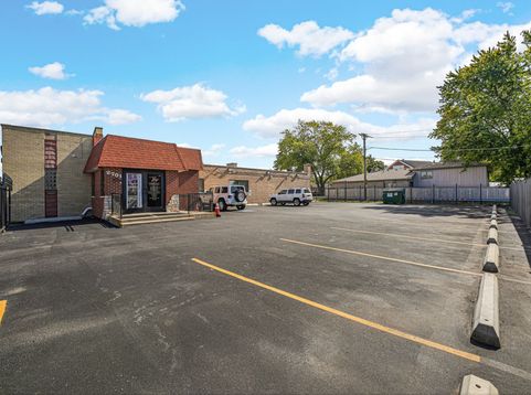 Main Photo