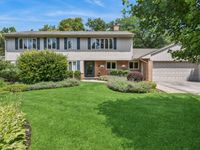 476 Briar Lane, Lake Forest, IL 60045 primary photo