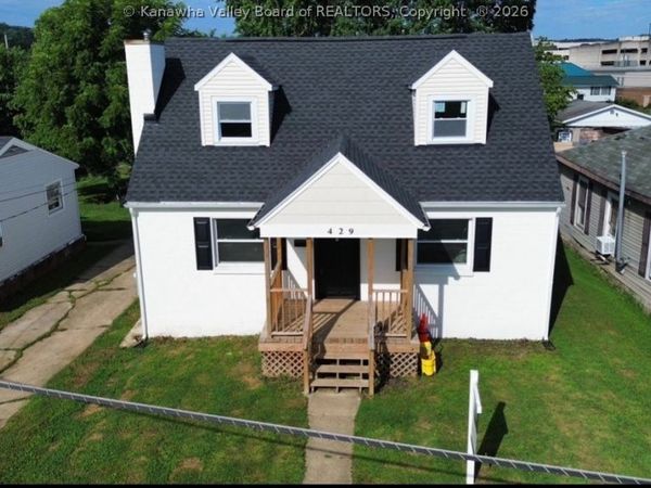 429 Park Avenue, South Charleston, WV 25309